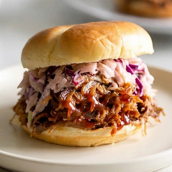 A La Carte: BBQ Pulled Pork Sandwiches